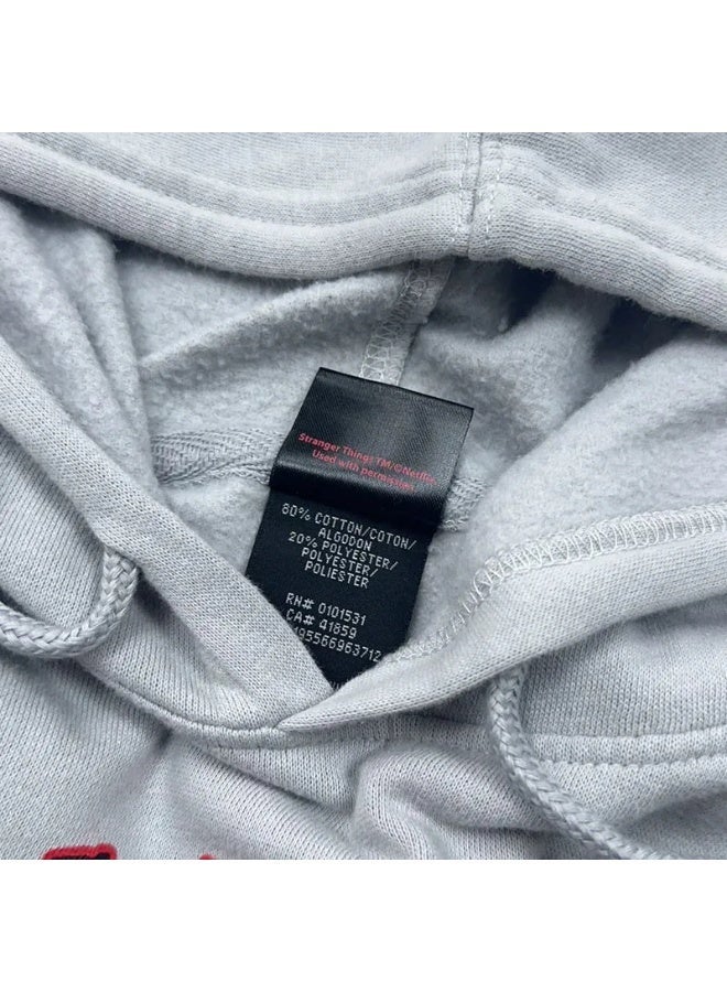 سترانجر ثينكينج هودي Stranger Things x Hellfire Club - متدرج الألوان - Image 3